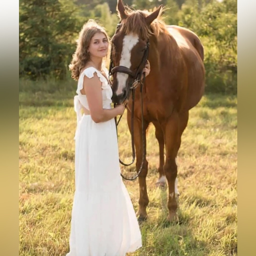 Women’s lulus dress - Picture 4 of 7